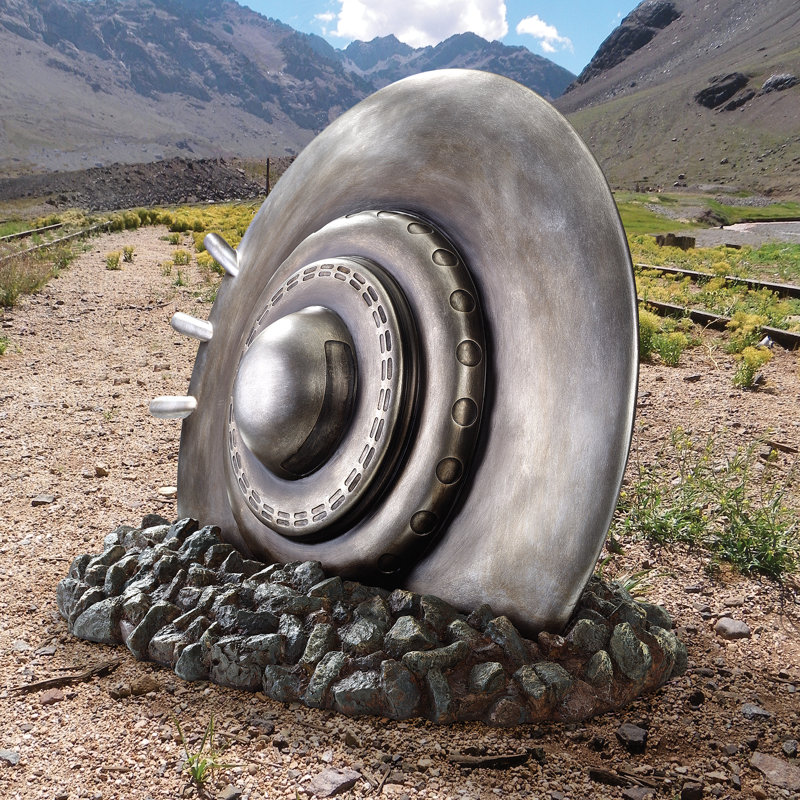 Design Toscano Crash Landing Flying Saucer Alien Spacecraft Statue